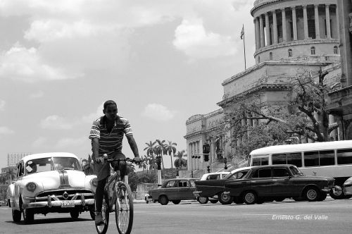 Fotografia de Ernesto Gomez del Valle - Galeria Fotografica: Cuba, Pretrito Imperfecto - Foto: 