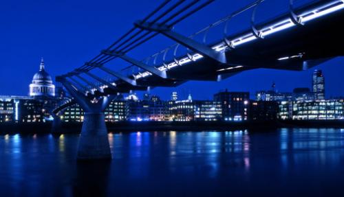 Fotografia de Carlos Dominguez Photography - Galeria Fotografica: London Cityscapes - Foto: Millenium Bridge