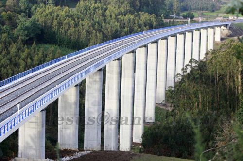 Fotografia de Sanchofoto S.C. - Galeria Fotografica: AQUITECTURA / EXTRUCTURAS - Foto: AVE Galicia