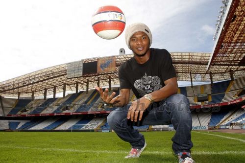 Fotografia de Sanchofoto S.C. - Galeria Fotografica: DEPORTES - Foto: ENTREVISTA DE GUZMAN