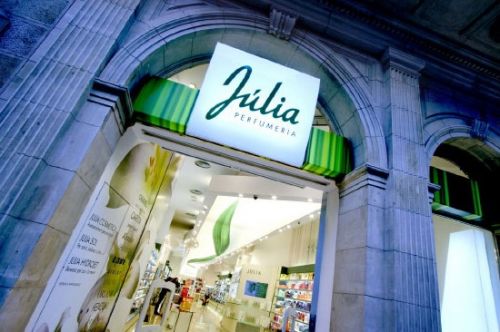 Fotografia de FOTOGRAFA PUBLICITARIA :: ADRIAN PELEGRIN - Galeria Fotografica: FOTOGRAFO BARCELONA - Foto: 