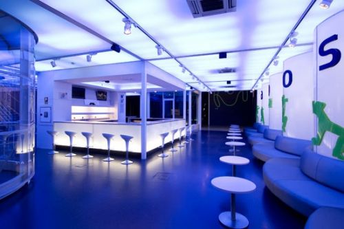 Fotografia de FOTOGRAFA PUBLICITARIA :: ADRIAN PELEGRIN - Galeria Fotografica: FOTOGRAFO BARCELONA - Foto: 