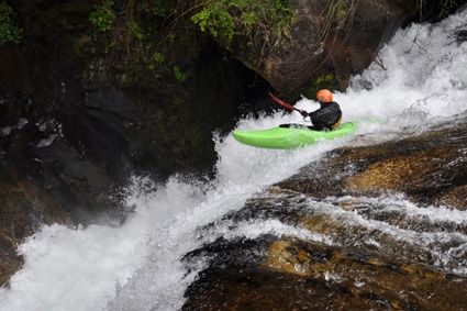 Fotografia de buenaventura mariano - Galeria Fotografica: KAYAK DE AGUAS BLANCAS - Foto: 