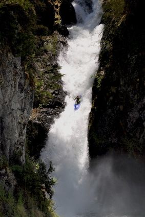 Fotografia de buenaventura mariano - Galeria Fotografica: KAYAK DE AGUAS BLANCAS - Foto: 