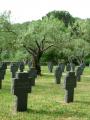 Fotos de Karlos J. Moreta. -  Foto: cementerio militar - 