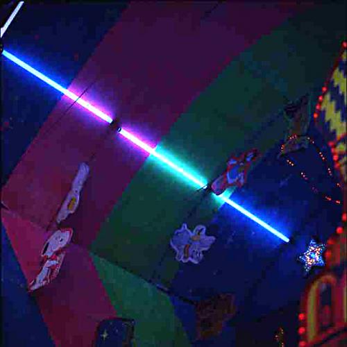 Fotografia de Aguinaco Stock - Galeria Fotografica: Rolleiflex 2.8F - Foto: Neon