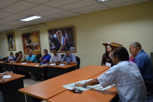 Fotografia de frank2021 - Galeria Fotografica: VARIEDADES - Foto: CMARA MUNICIPAL PLAZA VENEZUELA