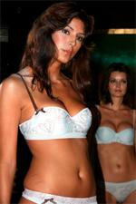 Fotografia de GEMA ABALOS - Galeria Fotografica: DESFILE MODA ROPA INTIMA Y BAO - Foto: 