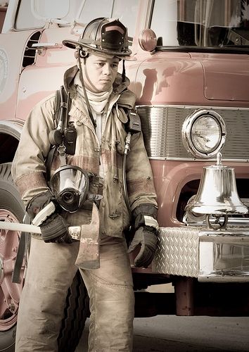 Fotografia de Ojo Areo - Galeria Fotografica: Bomberos - Foto: Pensativo