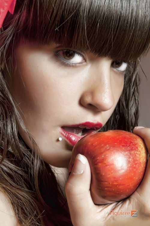 Fotografia de foto aguirre - Galeria Fotografica: chicas calendario 2013 - Foto: 