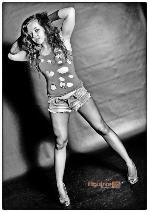 Fotografia de foto aguirre - Galeria Fotografica: chicas calendario 2013 - Foto: 