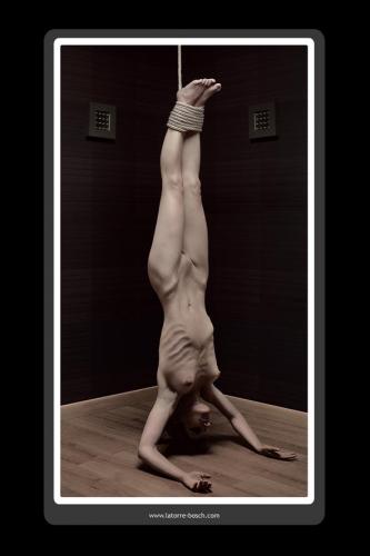 Fotografia de Oscar Latorre-Bosch - Galeria Fotografica: Moda (1) - Foto: 