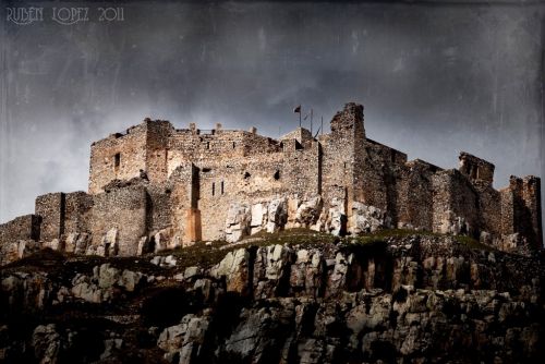 Fotografia de Rubn Lpez - Galeria Fotografica: Paisaje de La Mancha... - Foto: Castillo de Calatrava