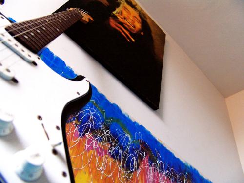 Fotografia de Juan Pineda - Galeria Fotografica: demasiado joven para morir - Foto: que notas