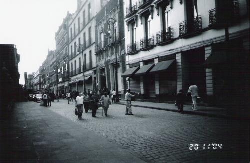 Fotografia de Sin Nombre - Galeria Fotografica: caLLEs de una ciUDad - Foto: ceNTro