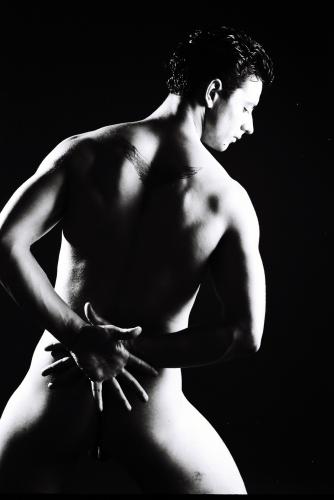 Fotografia de FOTOGRAFA - Galeria Fotografica: DESNUDOS MASCULINOS - Foto: DESNUDO V
