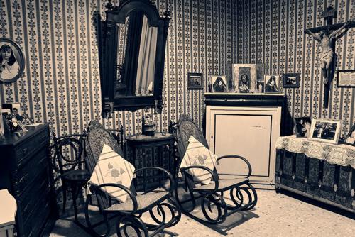 Fotografia de digitalhambra - Galeria Fotografica: Antigedades - Foto: Habitacion Lgubre