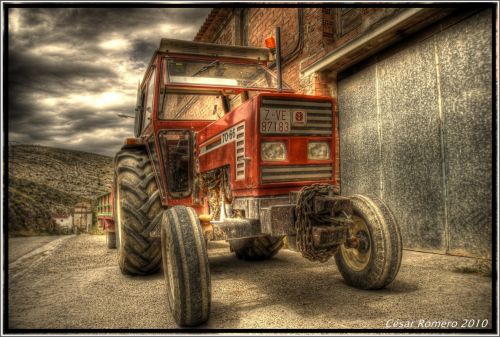 Fotografia de Cesar - Galeria Fotografica: HDR - Foto: Tractor