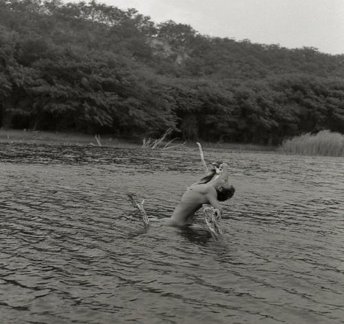 Fotografia de Miguel - Galeria Fotografica: Desnudos artisticos locacion & studio - Foto: Lago