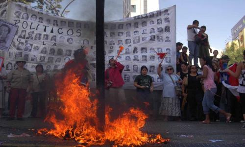 Fotografia de kukatj - Galeria Fotografica: dia de ....( chile alegria y sufrimiento) - Foto: son miles