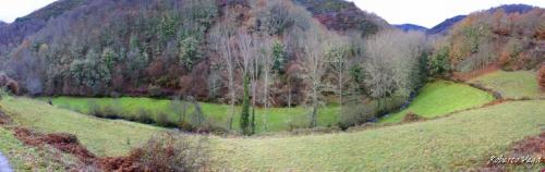 Fotografia de Roberto Vega - Galeria Fotografica: El Bierzo. - Foto: Montes de Vega de Valcarce																								