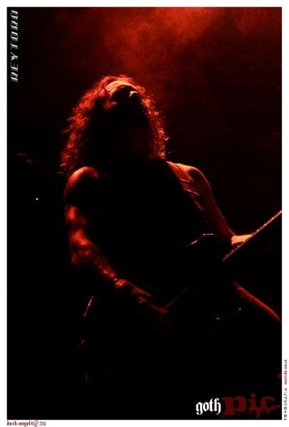 Fotografia de gothpic - Galeria Fotografica: en VIVO con REY TORO - Foto: 