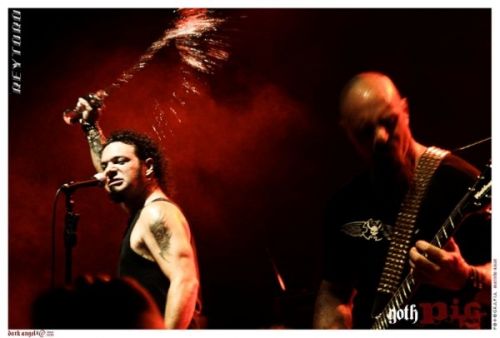 Fotografia de gothpic - Galeria Fotografica: en VIVO con REY TORO - Foto: 