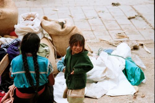 Fotografia de Raul Bolaos - Galeria Fotografica: Chiapas, lugar sagrado. - Foto: Mirada picaresca