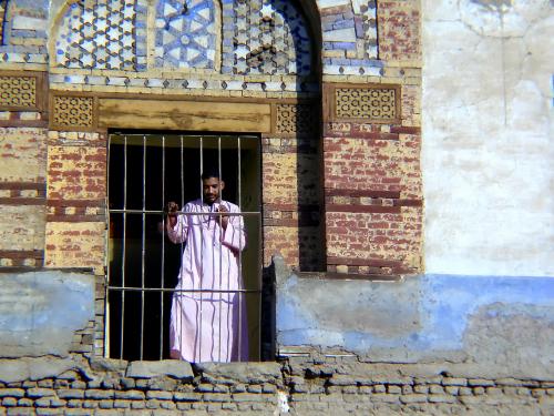 Fotografia de Ruben Seabra - Galeria Fotografica: Maravilloso Egipto 2006 - Foto: Egyptian man (4)