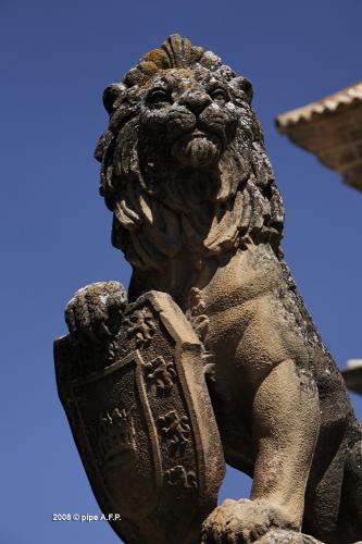 Fotografia de pipe caparros - Galeria Fotografica: Arquitectura - Foto: Estatua palacio Vazquez de Molina