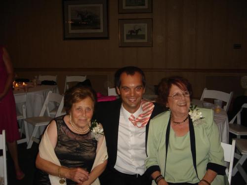 Fotografia de Sin Nombre - Galeria Fotografica: Wedding Reception at the Ranch (30/07/05) - Foto: The nicest girls on the dance flor