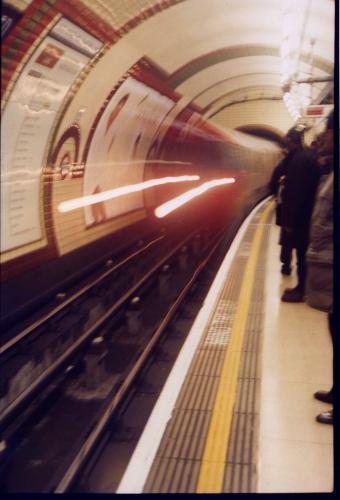 Fotografia de lorena franco - Galeria Fotografica: Londres - Foto: londres metro 2