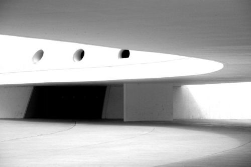 Fotografia de Jose Javier - Galeria Fotografica: Avils - Niemeyer - Foto: 