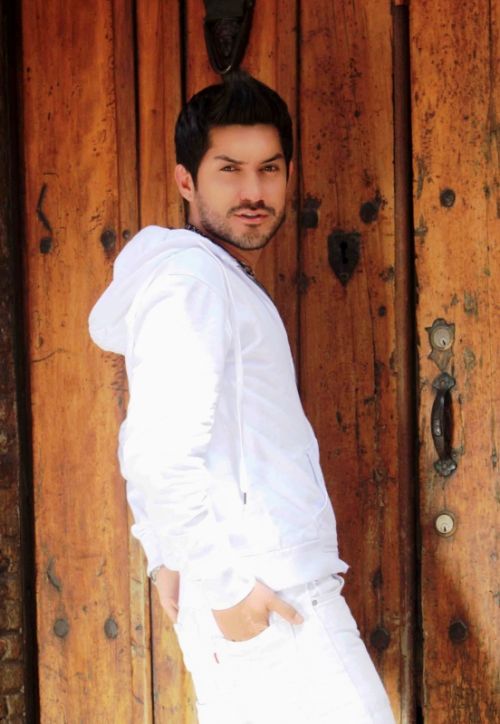 Fotografia de TATHAN NOVOA - Galeria Fotografica: MODA - Foto: 