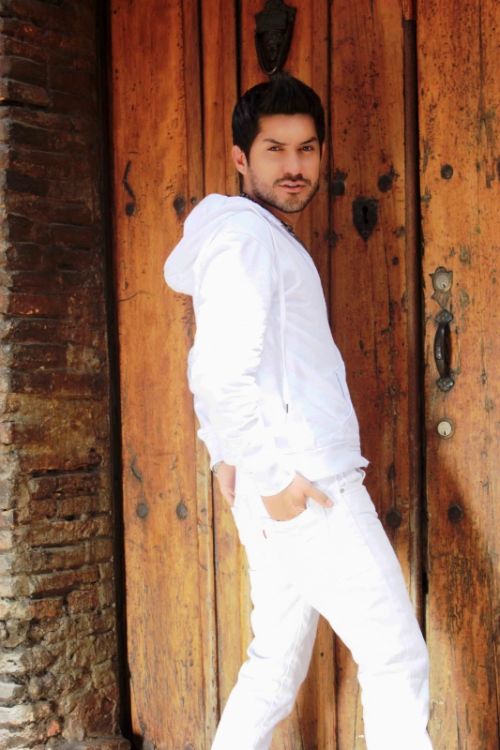 Fotografia de TATHAN NOVOA - Galeria Fotografica: MODA - Foto: 