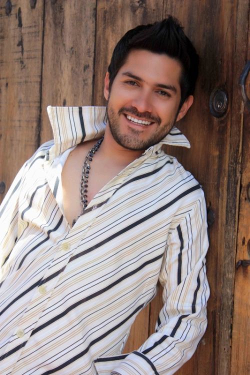 Fotografia de TATHAN NOVOA - Galeria Fotografica: MODA - Foto: 