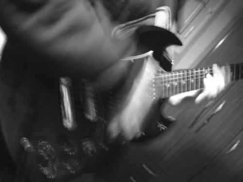 Fotografia de Luz - Galeria Fotografica: Mis primeras fotos - Foto: Guitarra B&N