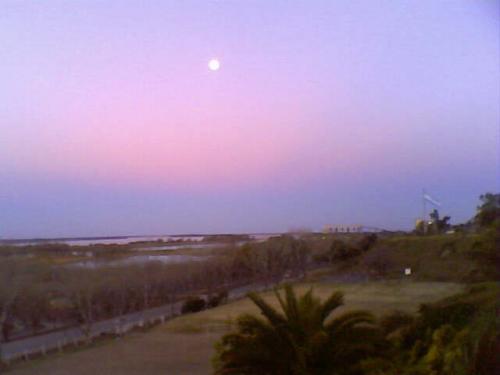 Fotografia de Ruth - Galeria Fotografica: ruth - Foto: aterdecer en la ciudad de San Pedro