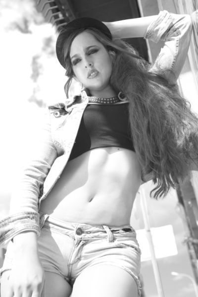 Fotografia de Judith Capdevila Abell� - Galeria Fotografica: Book Mireia Navales - Foto: 