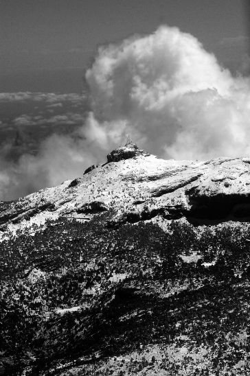 Fotografia de ANGEL MONTERO - Galeria Fotografica: ATARDECER COFRE DE PEROTE - Foto: Pe�a Cofre de Perote