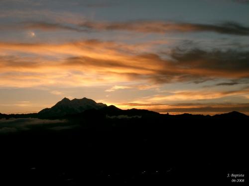 Fotografia de J.Baptista - Galeria Fotografica: Los primeros rayos de sol para La Paz - Foto: Amanecer Paceo 1