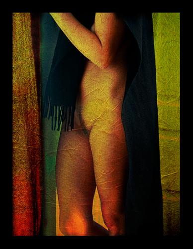 Fotografia de angelicatas - Galeria Fotografica: Desnudos Dos - Foto: Spying behind the curtain of my dreams
