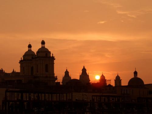 Fotografia de willy gamboa - Galeria Fotografica: urbana - Foto: Centro de Lima