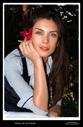 Fotografia de MARTIN ZAVALA - Galeria Fotografica: Bellezas sensuales - Foto: Simplemente bella