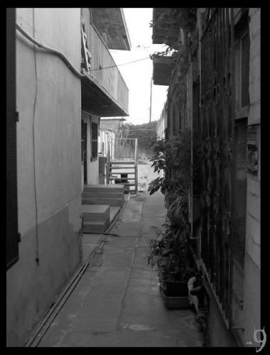 Fotografia de MenosNueve - Galeria Fotografica: Retratos de Vida o Muerte - Foto: [Pasillo]