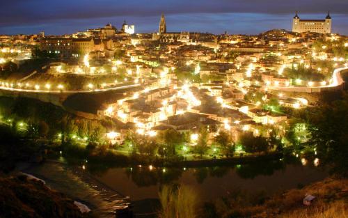 Fotografia de Josema - Galeria Fotografica: Pinceladas - Foto: Toledo nocturno