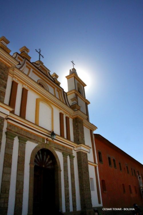 Fotografia de Cesar Tovar - Galeria Fotografica: VARIOS - Foto: 