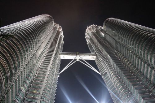 Fotografia de Pablo Santiago - Galeria Fotografica: Malasia-Perhentia Subamrinas - Foto: Torres Petronas Kuala Lumpur