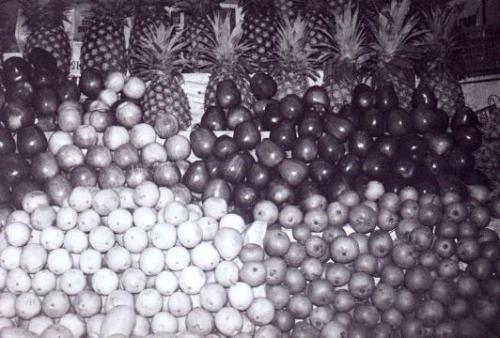 Fotografia de REEM - Galeria Fotografica: ENCUENTROS EN BLANCO Y NEGRO - Foto: COLORES DEL MERCADO