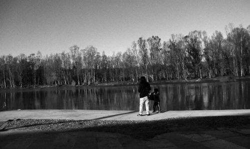 Fotografia de momentos graficos - Galeria Fotografica: Constitucin en gris - Foto: 